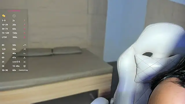 HannahMontgomery online show from February 2026 04:25:01 PM