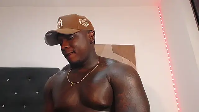 Snapshot of JoshMorri chatting on November 2025 05:56:01 AM JoshMorri online show from November 2025 05:56:01 AM