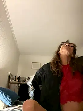 Chris06d22xh online show from October 2025 06:09:02 PM