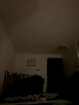 Chris06d22xh online show from October 2025 06:52:01 PM