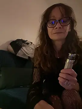 Chris06d22xh online show from November 2025 11:04:02 PM