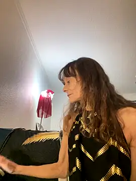 Chris06d22xh online show from December 2025 09:01:02 PM