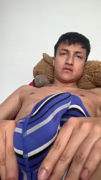 Milan Bach online show from April 2026 08:10:02 PM