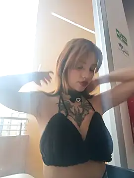 elisabethflores online show from January 2026 09:31:01 PM