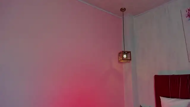 elisabethflores online show from June 2026 08:58:01 PM