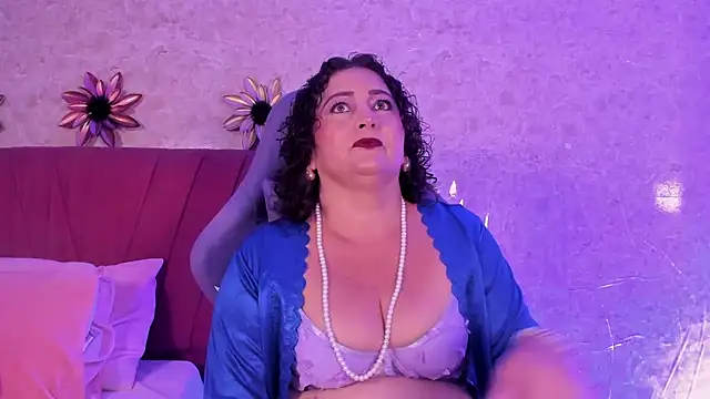 PalomaLombardi online show from December 2025 08:20:01 PM