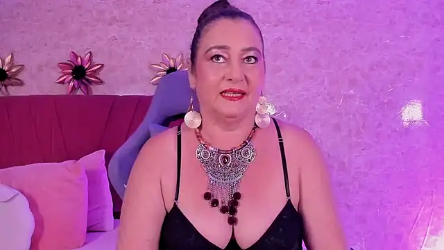 PalomaLombardi online show from January 2026 08:15:01 PM