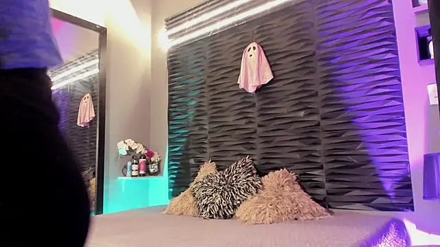 Snapshot of lu_styles_ chatting on September 2025 04:03:01 PM lu styles  online show from September 2025 04:03:01 PM