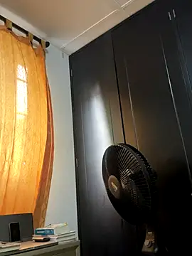 Snapshot of lu_styles_ chatting on October 2025 10:01:02 PM lu styles  online show from October 2025 10:01:02 PM