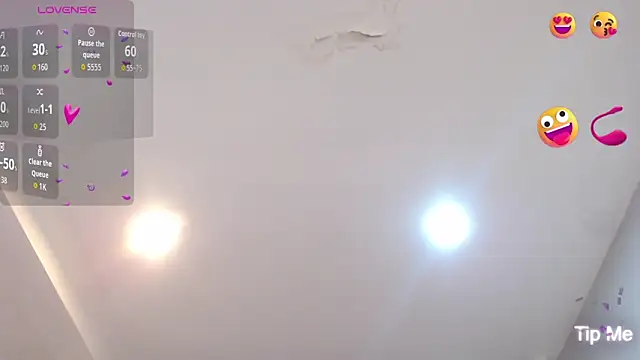 Snapshot of CharlotteCottin chatting on September 2025 11:19:02 AM CharlotteCottin online show from September 2025 11:19:02 AM