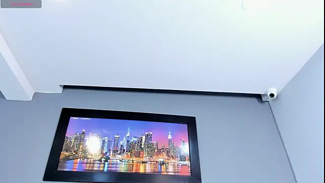 Snapshot of CharlotteCottin chatting on May 2026 02:46:02 PM CharlotteCottin online show from May 2026 02:46:02 PM