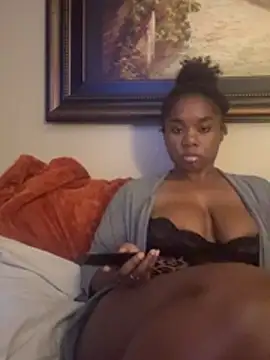 Snapshot of MissNastee chatting on January 2026 05:22:02 AM MissNastee online show from January 2026 05:22:02 AM