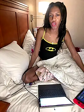 lexilaine online show from October 2025 12:17:02 PM