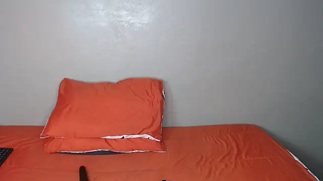 Lunalee online show from December 2025 01:28:02 AM