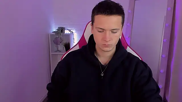 ZackNeal online show from October 2025 05:09:01 AM
