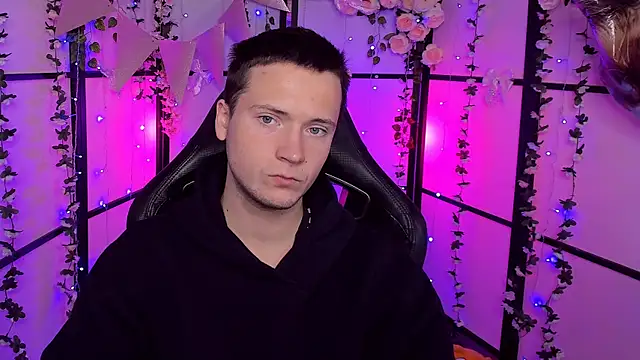 ZackNeal online show from October 2025 05:30:02 AM