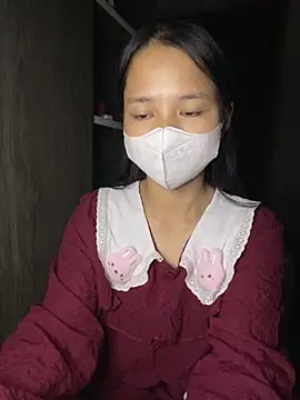 Hana-44 online show from November 2025 06:11:02 PM