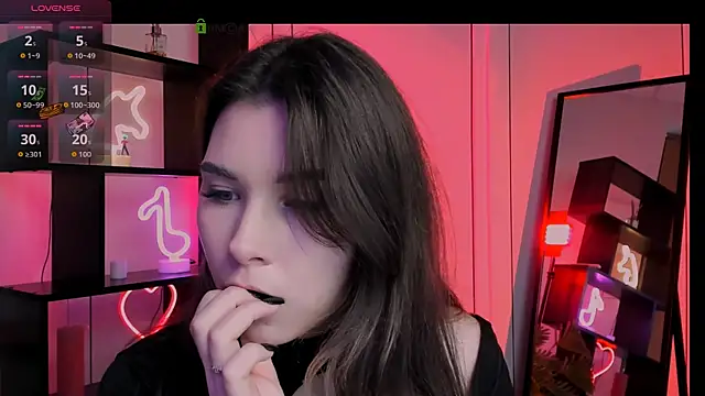 lily morty online show from November 2025 07:29:02 PM