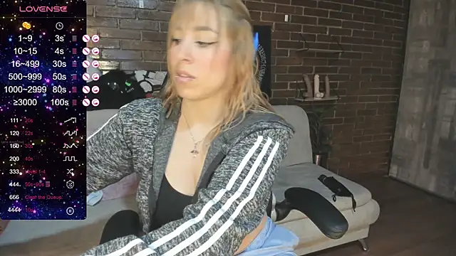 Saarah 08 online show from September 2025 12:41:01 PM