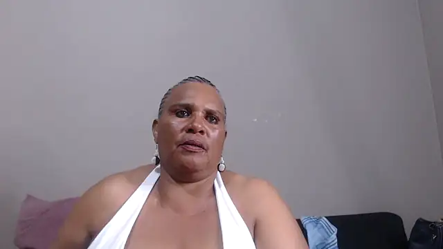 Snapshot of GrandBustyMelon chatting on May 2026 06:51:02 PM GrandBustyMelon online show from May 2026 06:51:02 PM