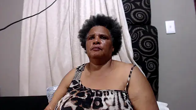 GrandBustyMelon online show from November 2025 03:57:02 PM