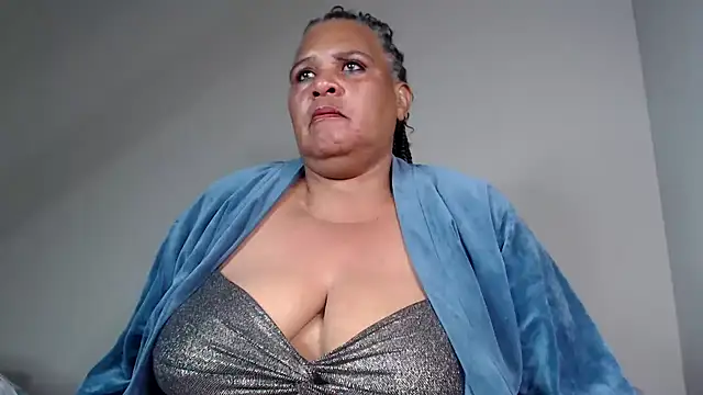 GrandBustyMelon online show from October 2025 01:49:01 AM