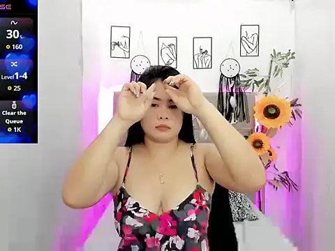 Ccinamonjazz online show from May 2026 07:56:02 PM