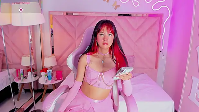 Aria Joness  online show from September 2025 12:12:01 PM
