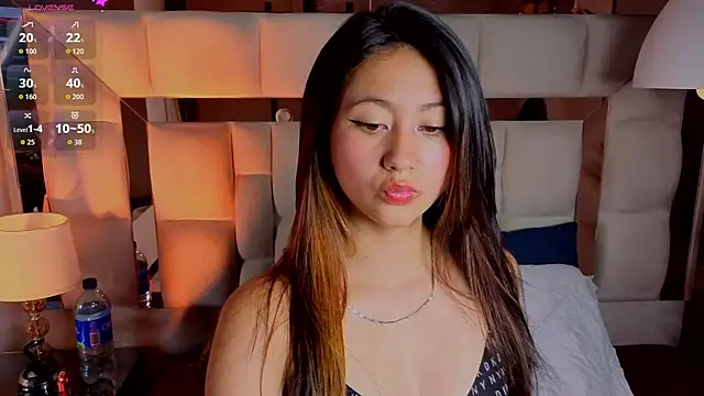 Aria Joness  online show from June 2026 09:23:01 PM