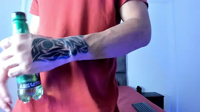 wyatt 3 online show from November 2025 11:36:02 AM