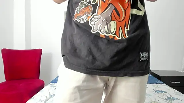 wyatt 3 online show from December 2025 12:09:02 PM