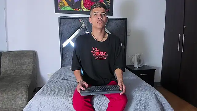 wyatt 3 online show from October 2025 12:28:01 PM