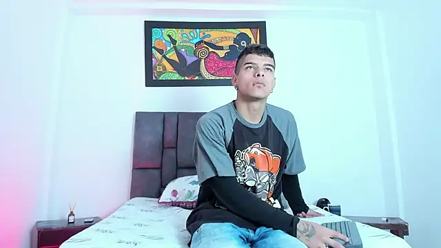 wyatt 3 online show from November 2025 11:55:01 AM