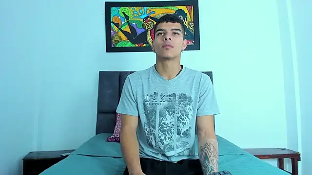 wyatt 3 online show from November 2025 12:16:02 PM