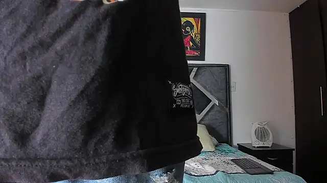 wyatt 3 online show from October 2025 12:04:01 PM