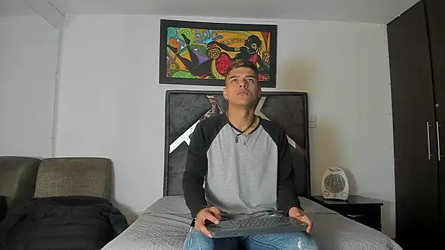 wyatt 3 online show from October 2025 12:26:02 PM