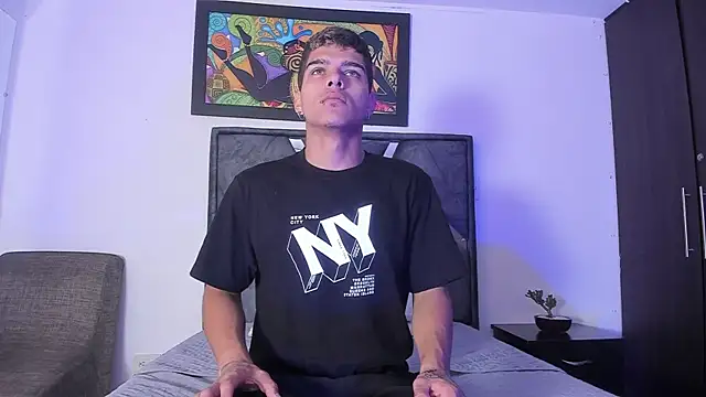 wyatt 3 online show from November 2025 12:42:01 PM