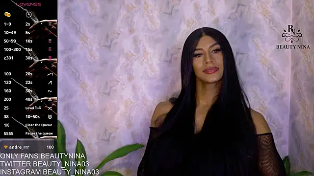Snapshot of beauty_nina chatting on October 2025 11:12:02 AM beauty nina online show from October 2025 11:12:02 AM