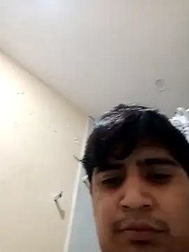 Snapshot of ElBufalo4l chatting on October 2025 11:25:01 PM ElBufalo4l online show from October 2025 11:25:01 PM