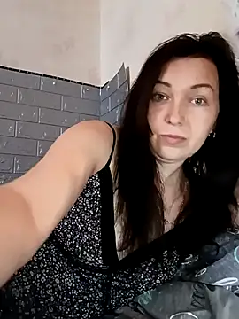 DanaNeon online show from May 2026 11:02:01 AM
