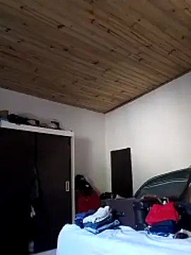 PatyPatriciaa online show from April 2026 06:33:02 PM