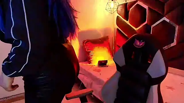 Melissa Adamsx online show from April 2026 06:56:02 PM