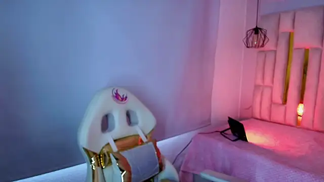 Melissa Adamsx online show from March 2026 06:35:04 PM