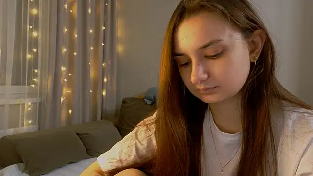 Lelia Vibe online show from March 2026 05:42:01 PM