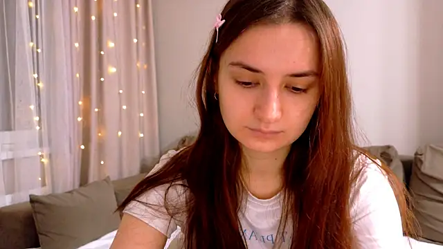 Snapshot of Lelia_Vibe chatting on November 2025 02:28:02 PM Lelia Vibe online show from November 2025 02:28:02 PM