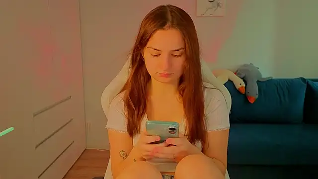 Lelia Vibe online show from September 2025 09:47:02 AM