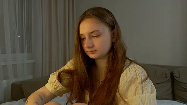 Lelia Vibe online show from April 2026 07:30:01 PM