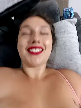 Naughty Samantha online show from November 2025 01:33:01 PM