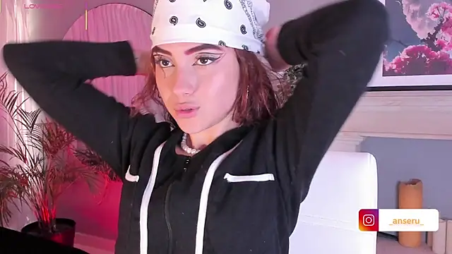 Anseru  online show from October 2025 11:22:02 AM