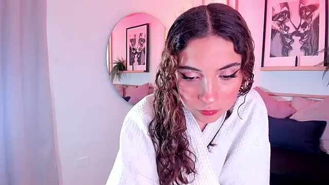 Anseru  online show from December 2025 11:43:02 AM